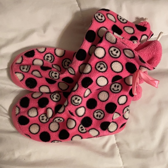 Justice Sleepwear Set-Shirt, Pants, Slippers, Mask - Picture 4 of 6